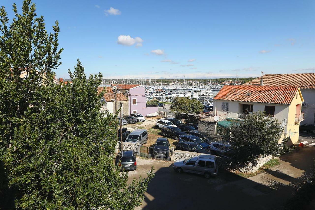 Apartments Vedrana Biograd Na Moru Zewnętrze zdjęcie